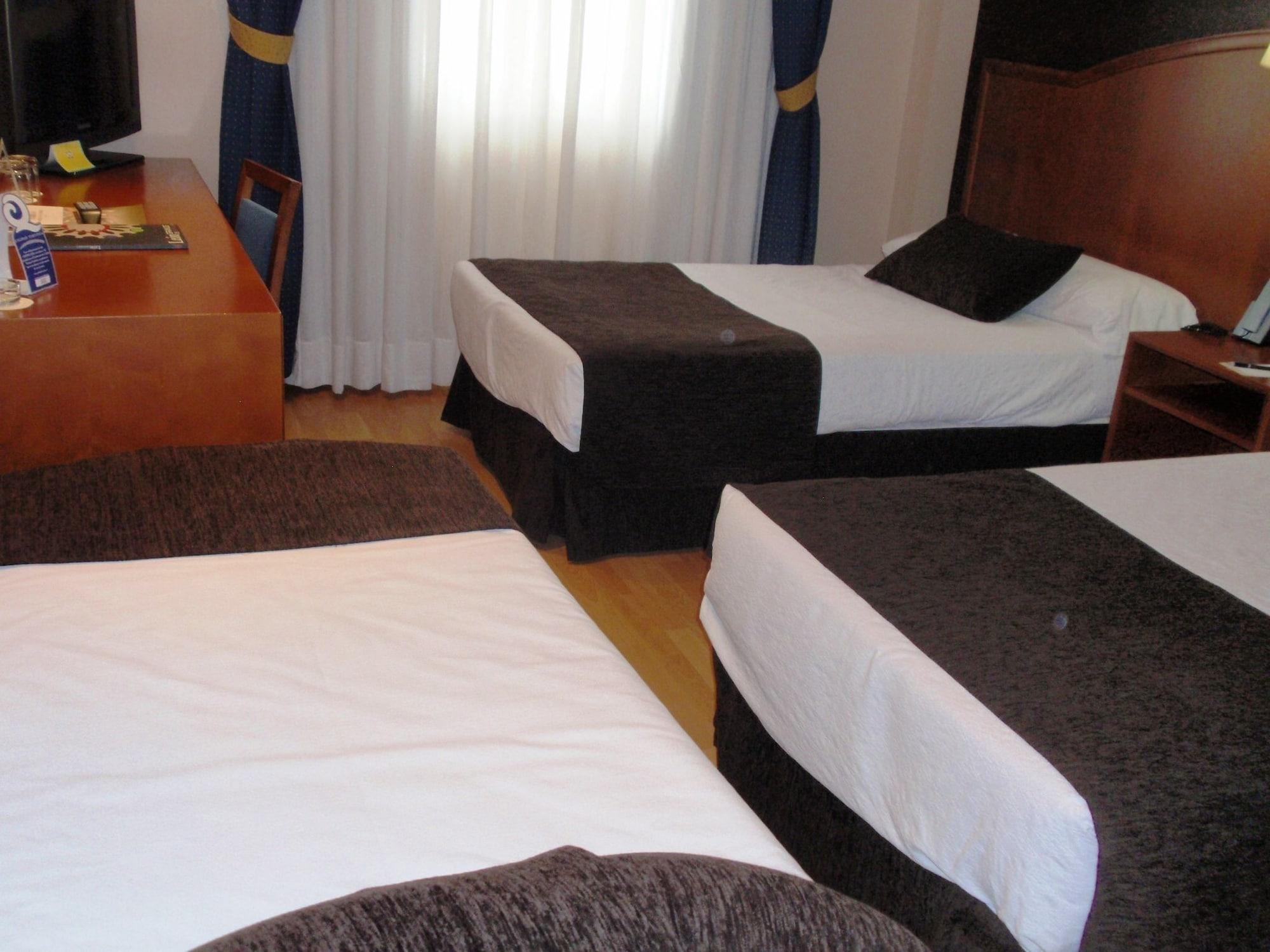 Ponferrada Plaza Hotel Exterior photo