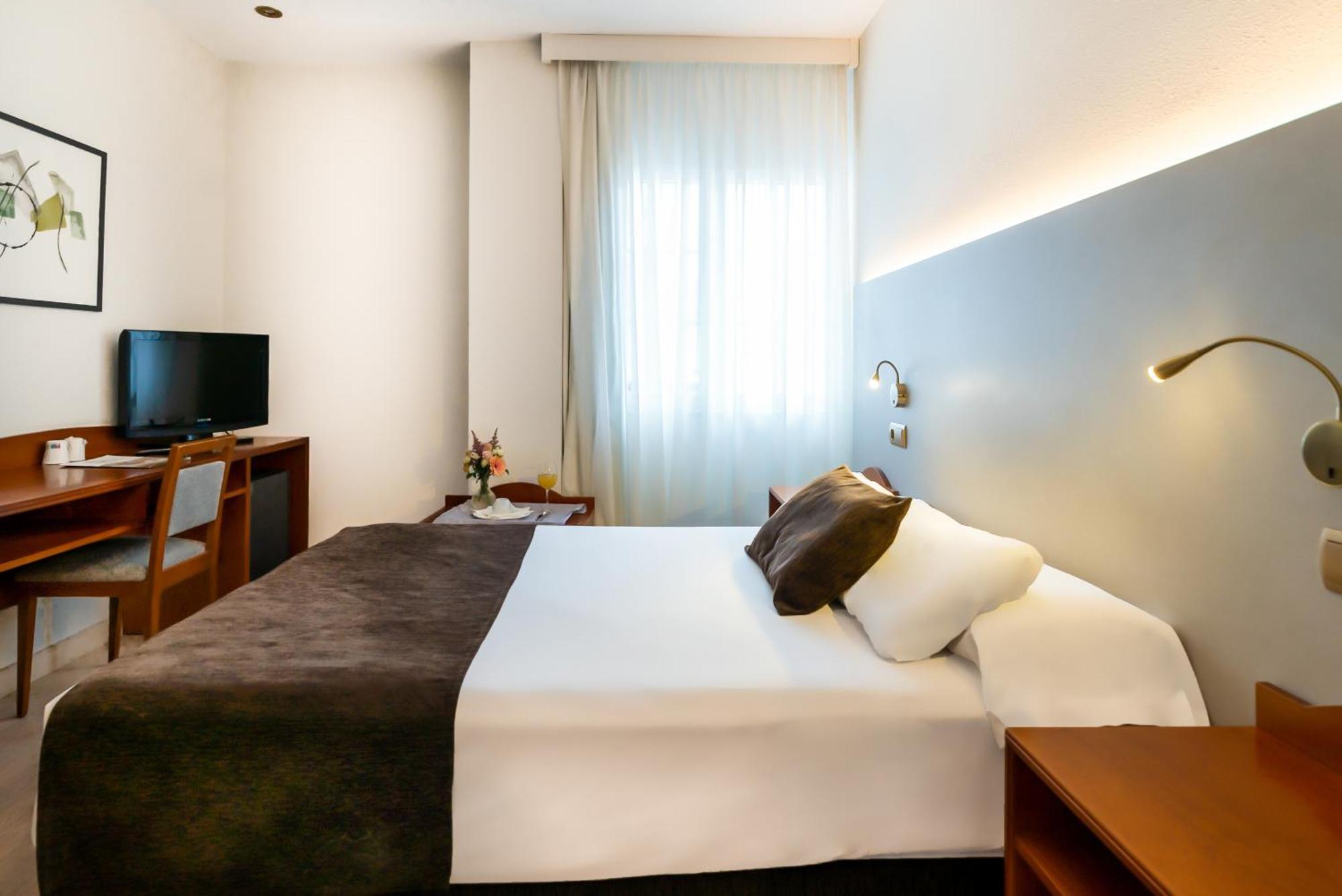Ponferrada Plaza Hotel Exterior photo