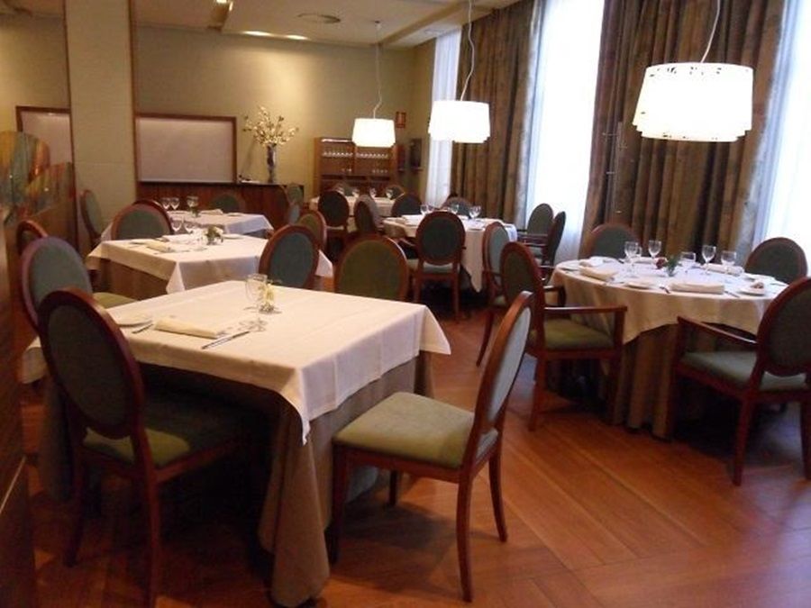 Ponferrada Plaza Hotel Exterior photo